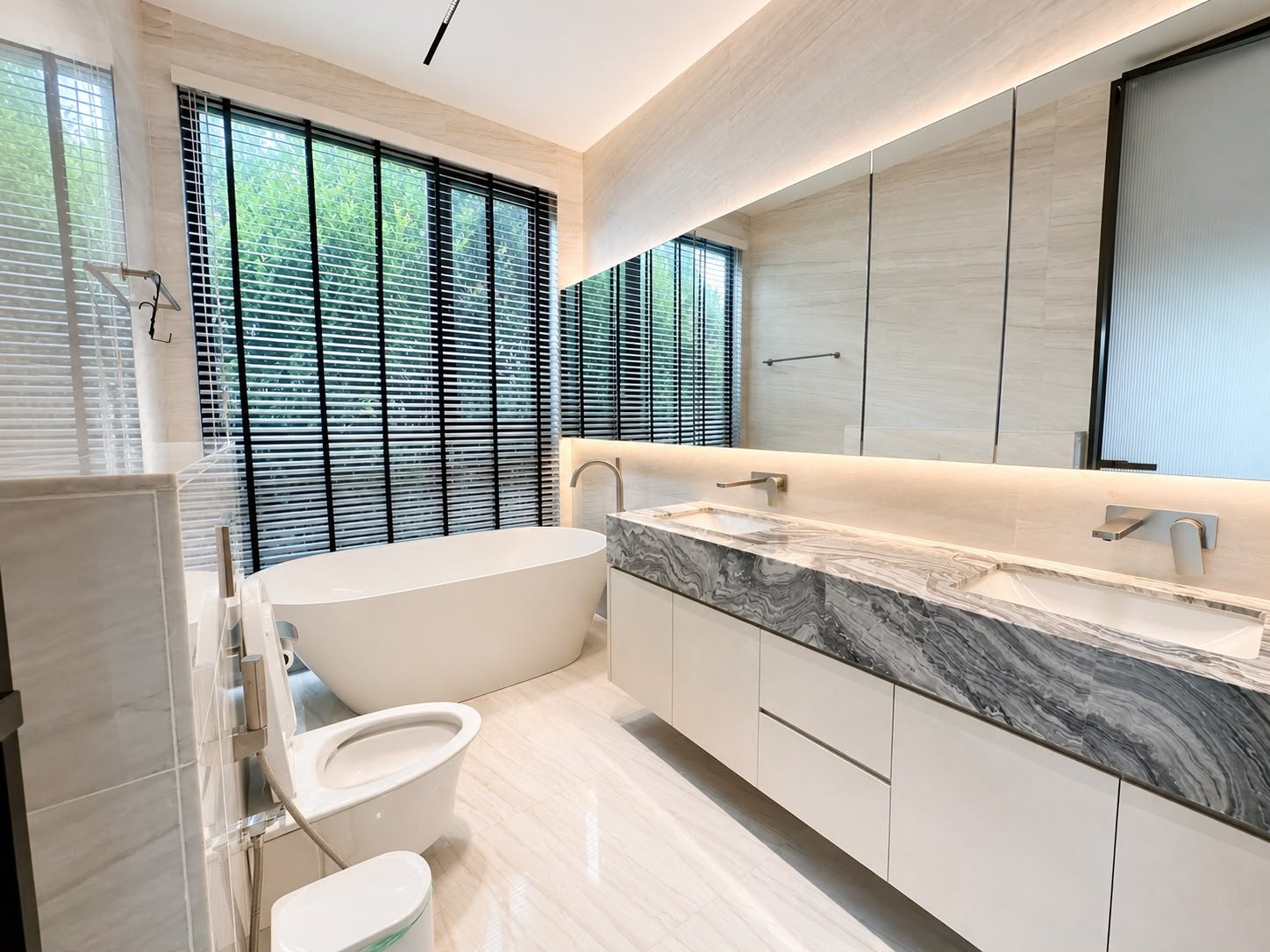 Ensuite bathroom